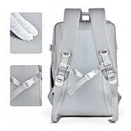 Priestranný vodeodolný cestovný batoh s USB portom 42x21x28cm, JO-BP-01