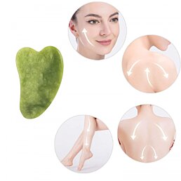 Jadeitový masážny kameň Gua Sha v tvare srdca zelený, 7 cm