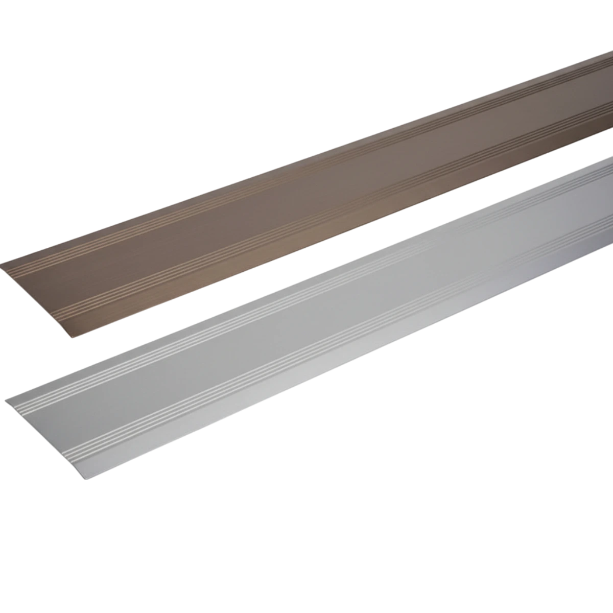 Hliníková prejazdová dverová lišta v interiéri