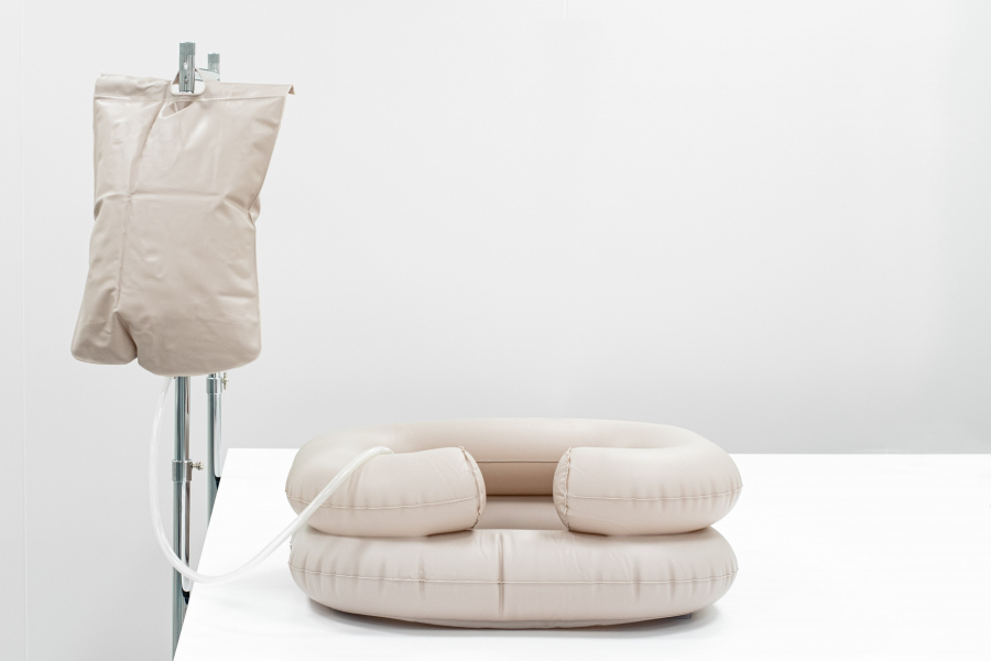 Nafukovacie umývadlo so sprchou