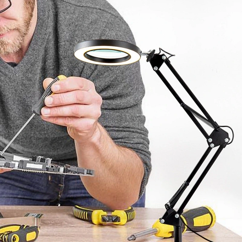 Stolová LED lampa s lupou a nastaviteľným svetlom