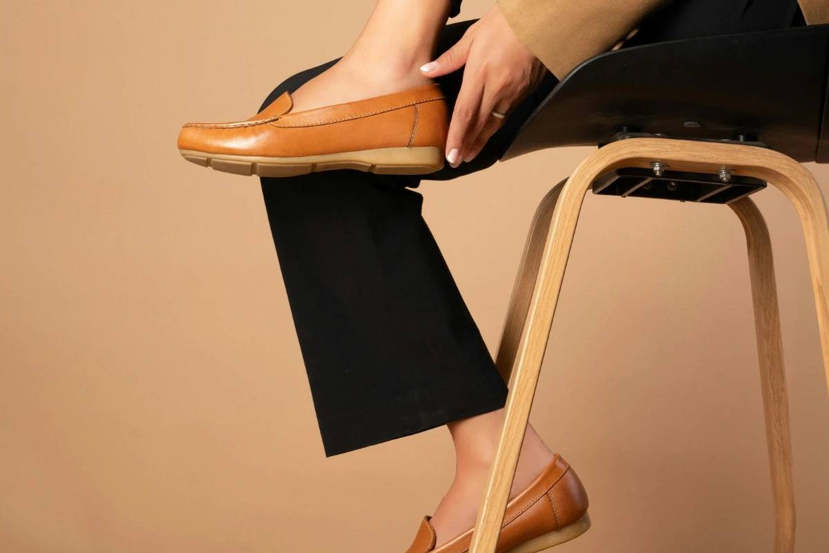 Čisté a dobre udržiavané topánky pripravené na nosenie.